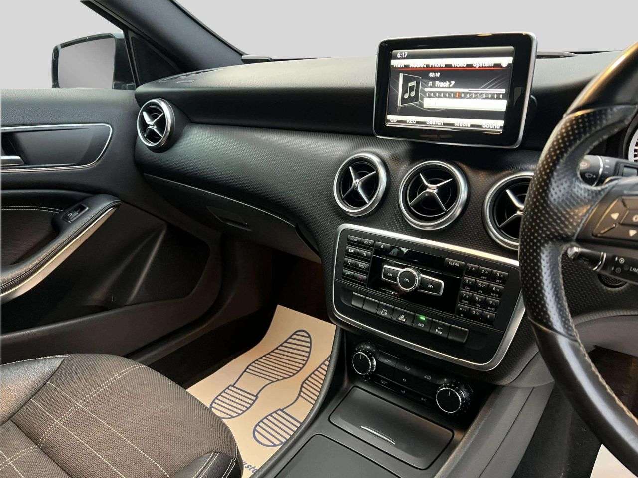 2013 MERCEDES-BENZ A CLASS 2013 MERCEDES-BENZ A CLASS