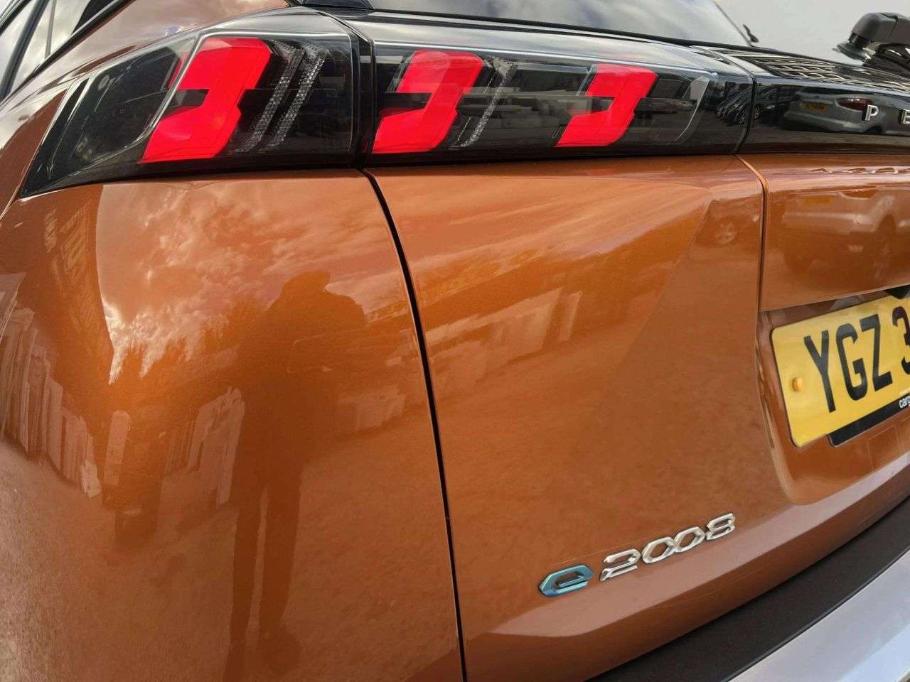 2022 PEUGEOT E-2008 2022 PEUGEOT E-2008