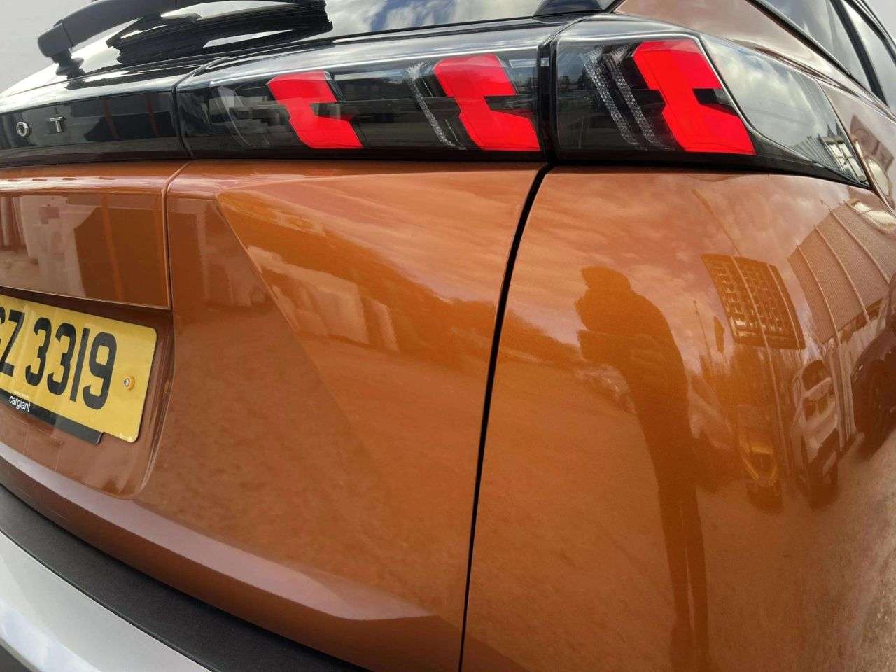 2022 PEUGEOT E-2008 2022 PEUGEOT E-2008