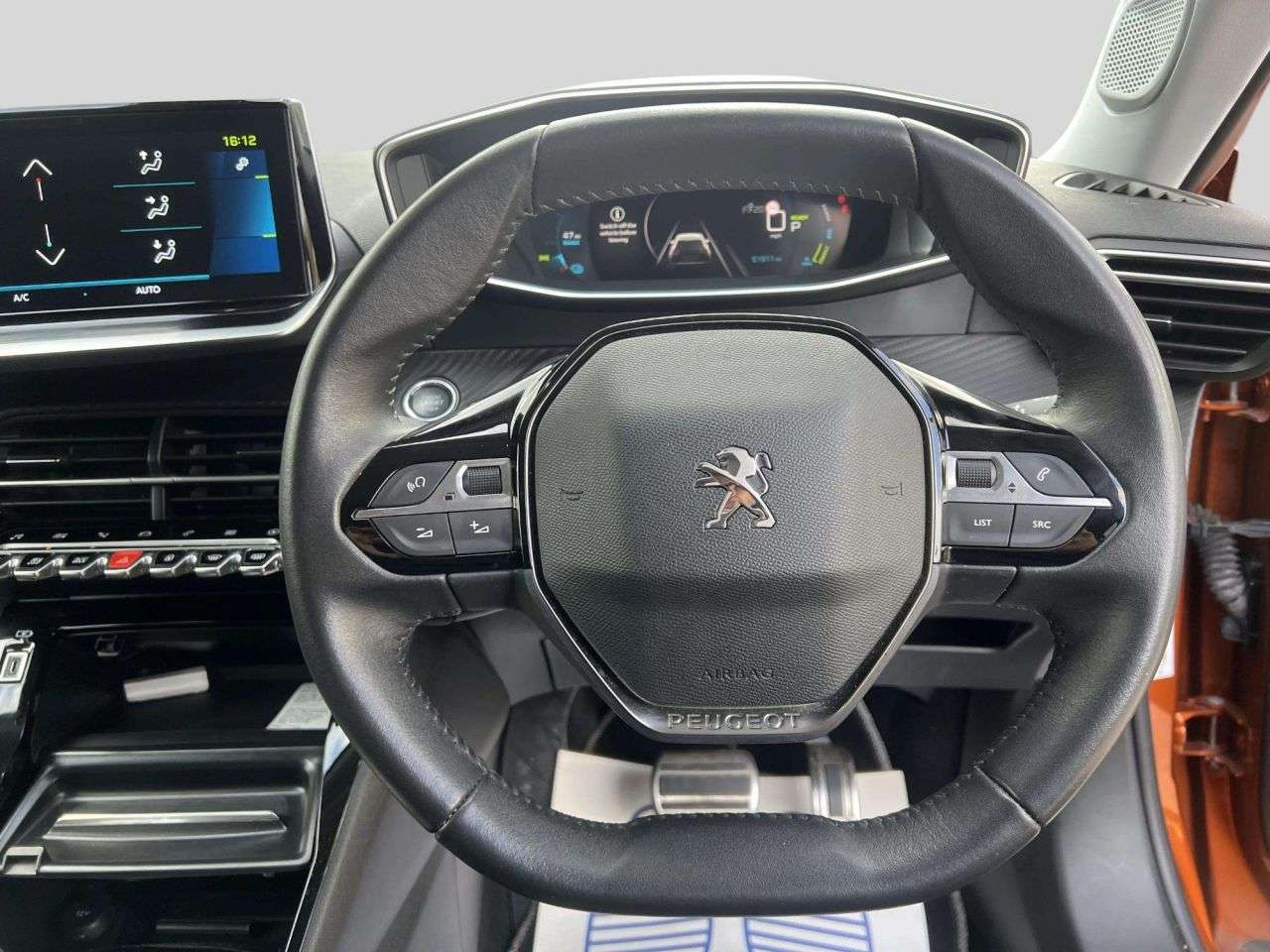 2022 PEUGEOT E-2008 2022 PEUGEOT E-2008