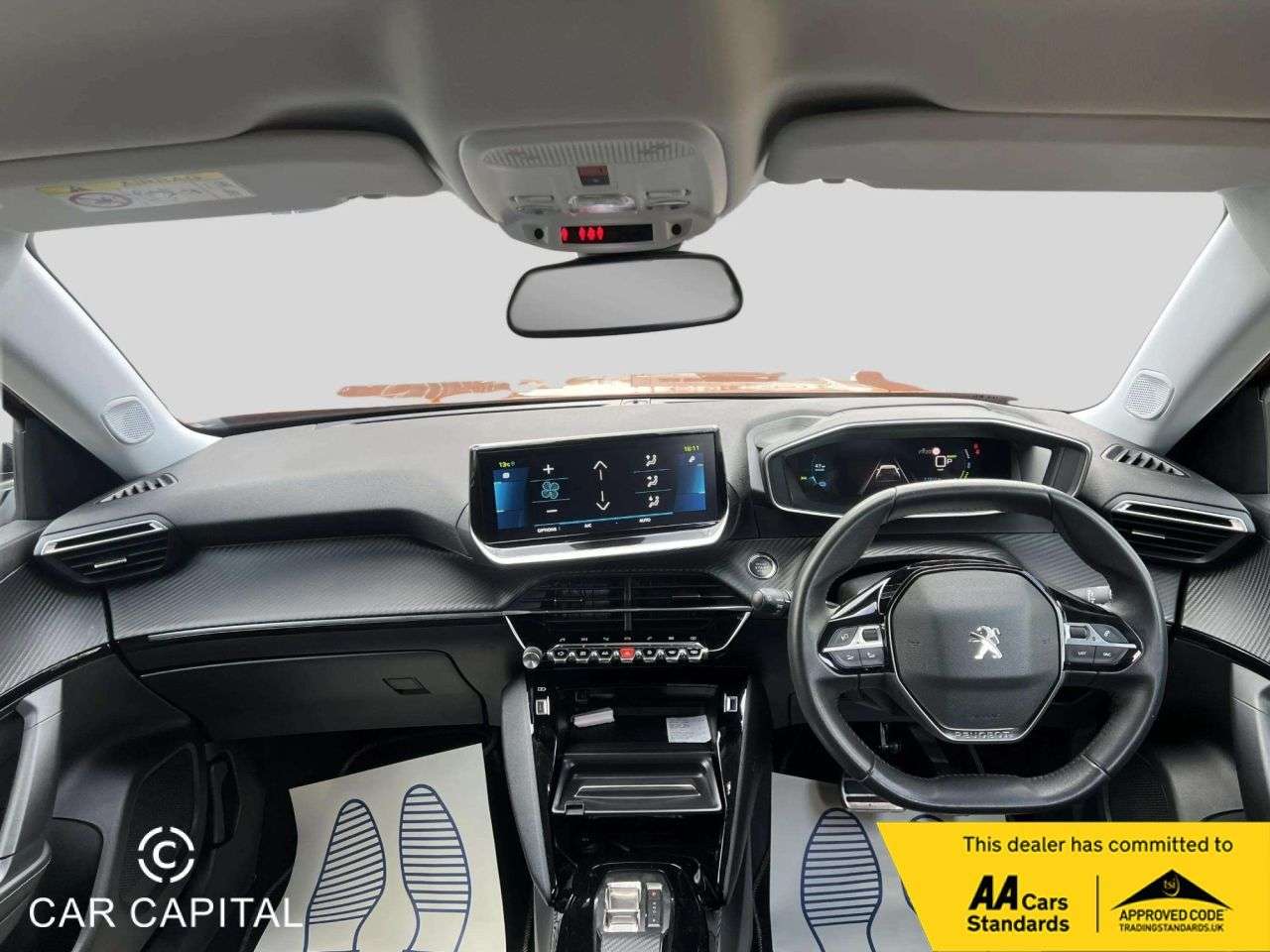 2022 PEUGEOT E-2008 2022 PEUGEOT E-2008