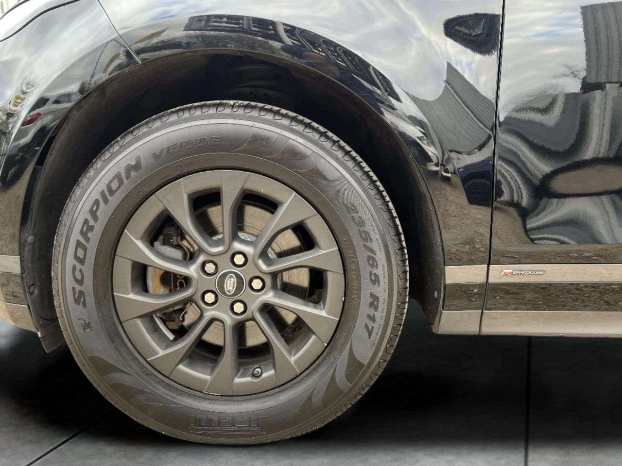 2019 LAND ROVER RANGE ROVER EVOQUE 2019 LAND ROVER RANGE ROVER EVOQUE