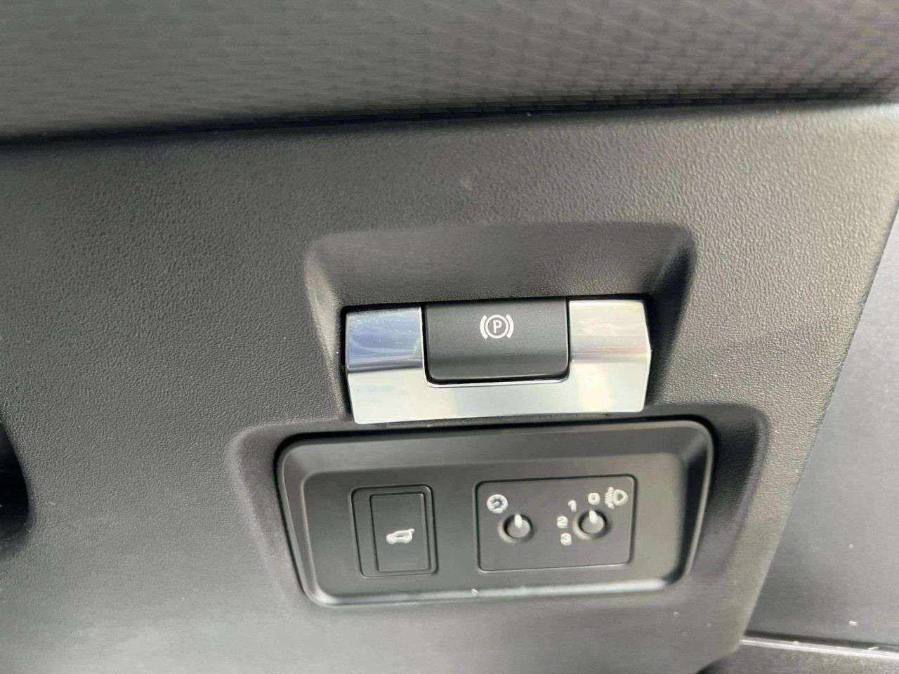 2019 LAND ROVER RANGE ROVER EVOQUE 2019 LAND ROVER RANGE ROVER EVOQUE