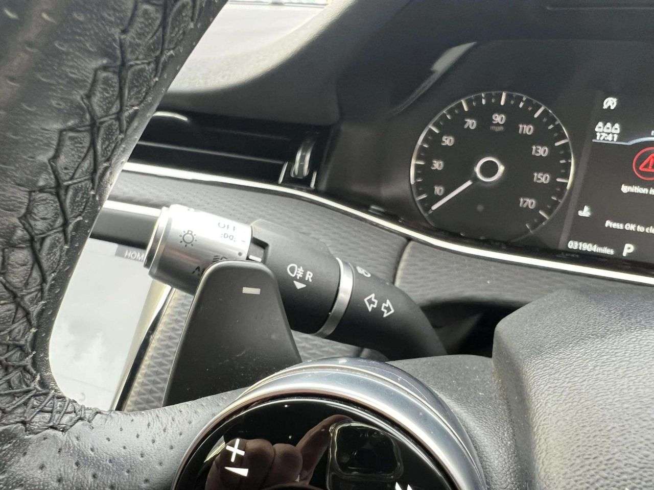 2019 LAND ROVER RANGE ROVER EVOQUE 2019 LAND ROVER RANGE ROVER EVOQUE