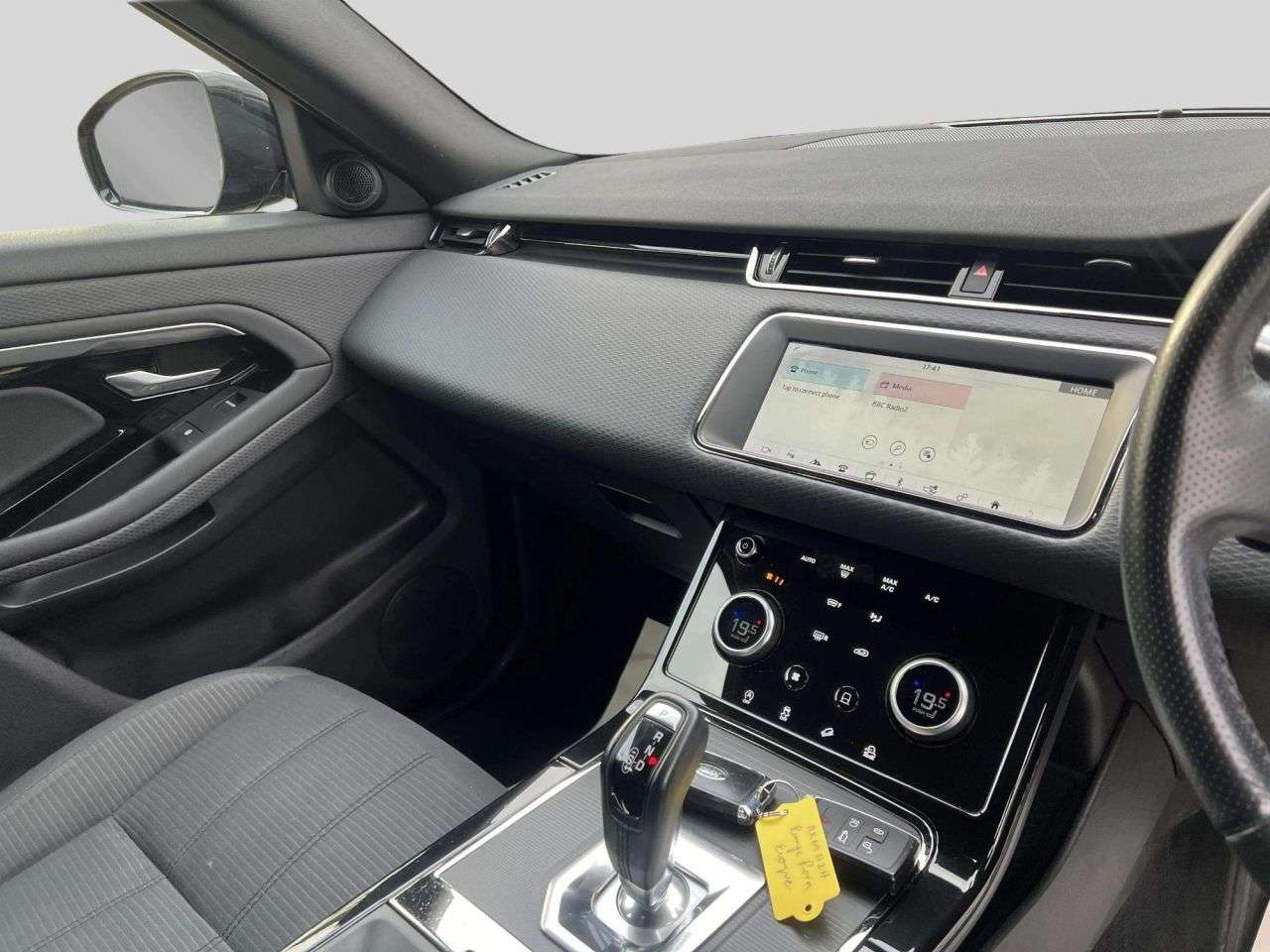 2019 LAND ROVER RANGE ROVER EVOQUE 2019 LAND ROVER RANGE ROVER EVOQUE