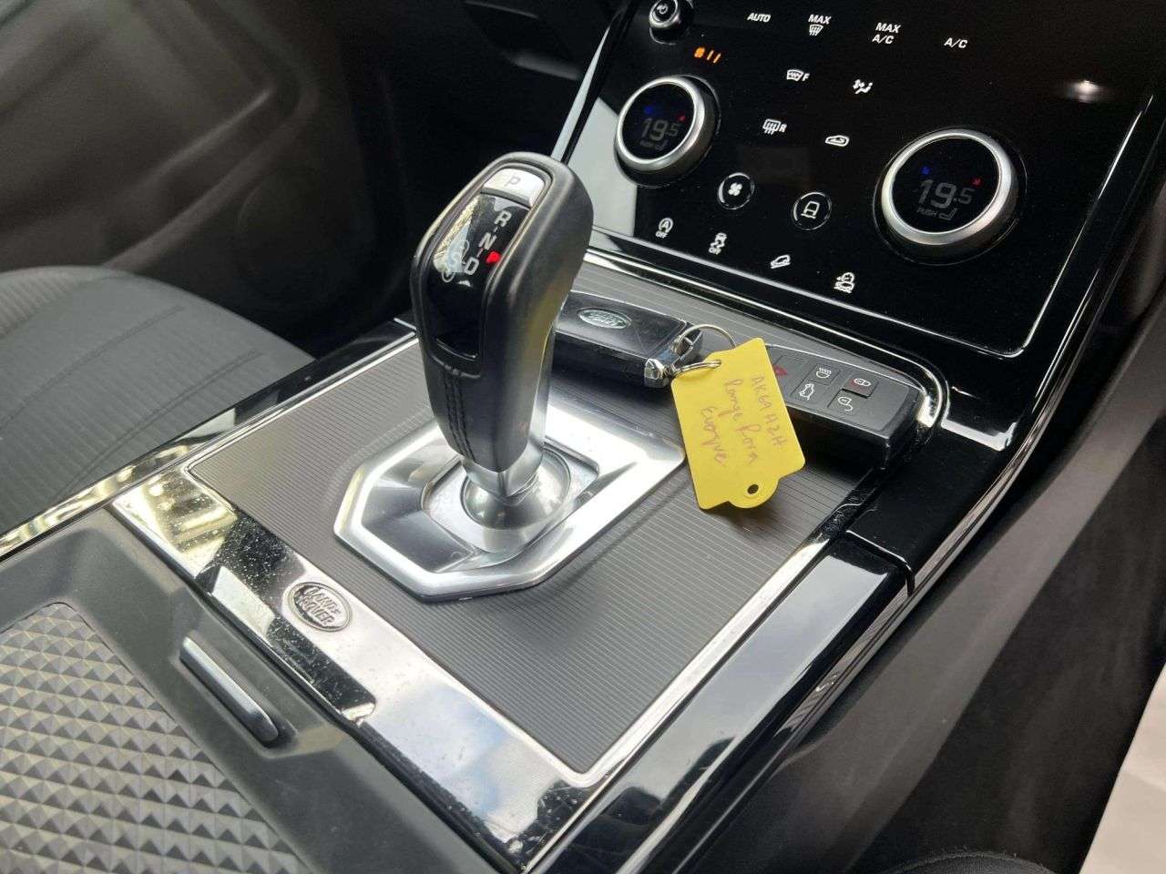 2019 LAND ROVER RANGE ROVER EVOQUE 2019 LAND ROVER RANGE ROVER EVOQUE