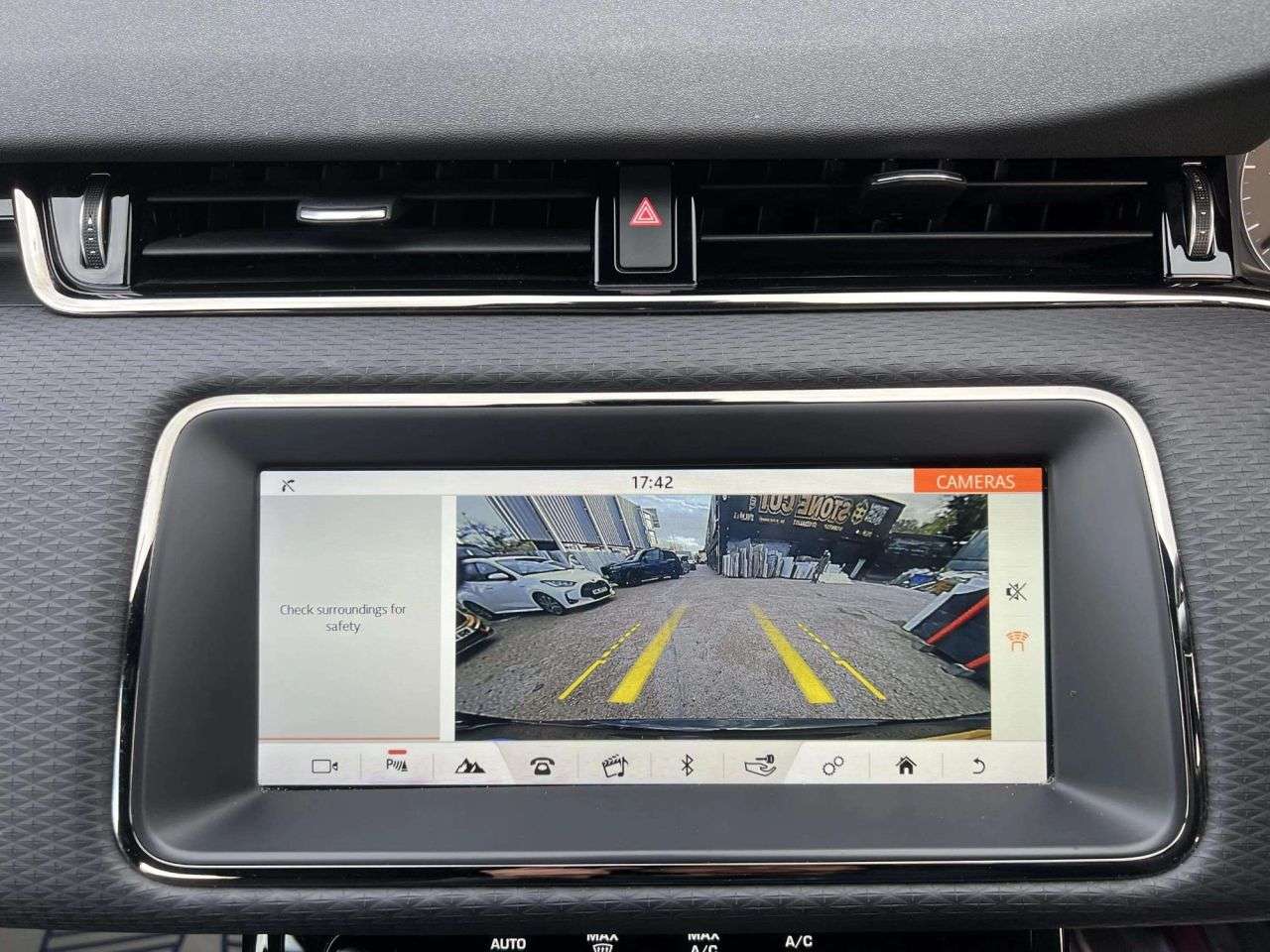 2019 LAND ROVER RANGE ROVER EVOQUE 2019 LAND ROVER RANGE ROVER EVOQUE