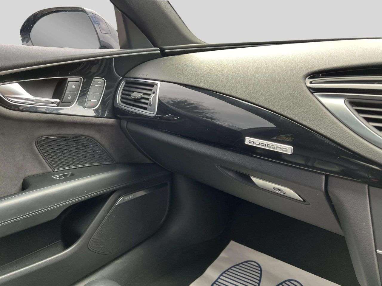 2017 AUDI RS7 2017 AUDI RS7