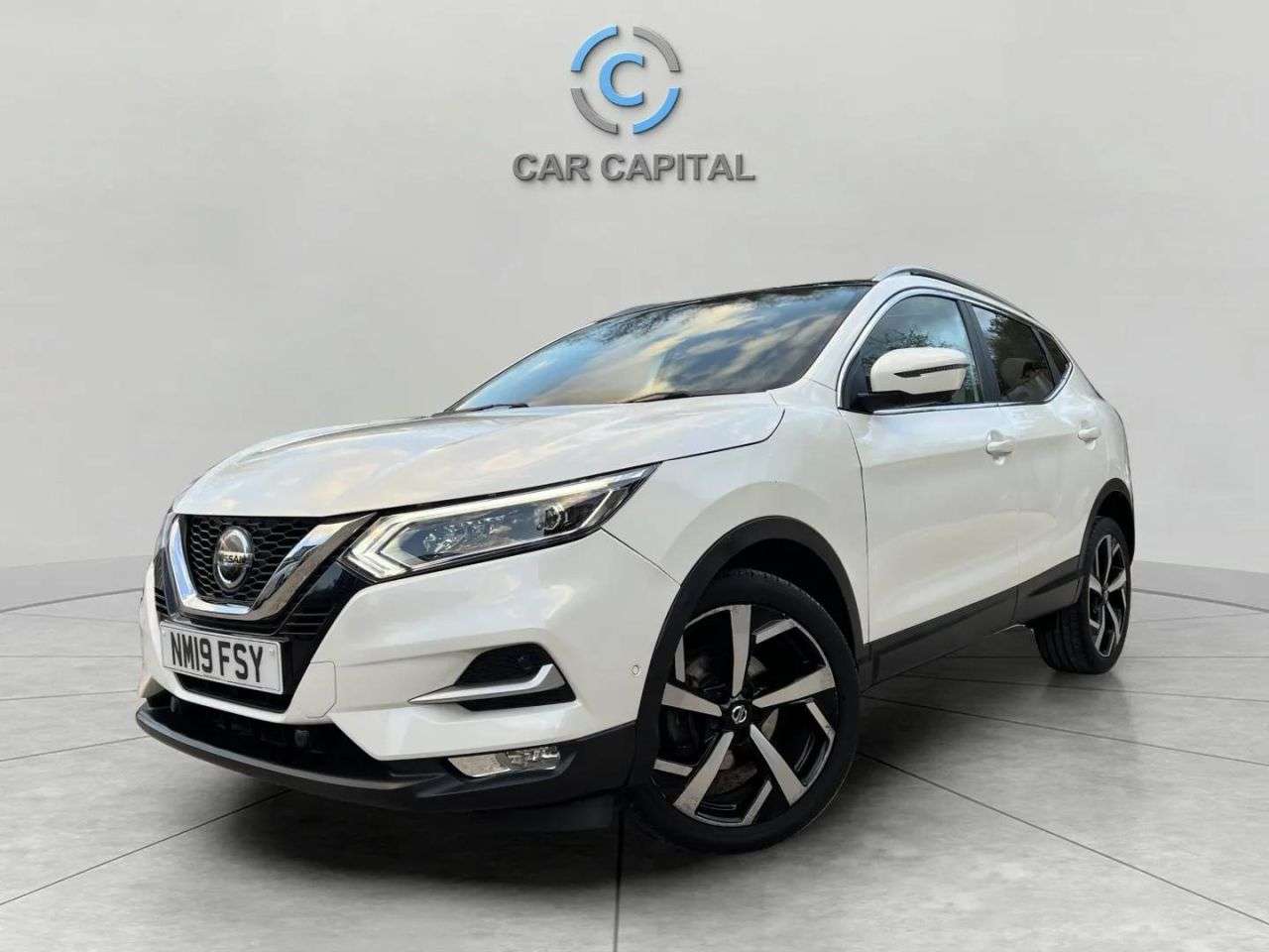 A 2019 NISSAN QASHQAI 1.3 DIG-T Tekna SUV 5dr Petrol DCT Auto Euro 6 (s/s) (160 ps) 360CAM+SATNAV A 2019 NISSAN QASHQAI 1.3 DIG-T Tekna SUV 5dr Petrol DCT Auto Euro 6 (s/s) (160 ps) 360CAM+SATNAV