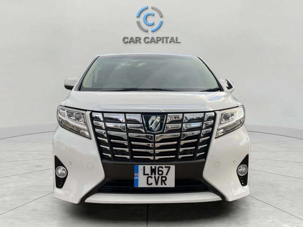 A 2017 TOYOTA ALPHARD 2.4 HYBRID VVTI AUTO 7 SEATS - 240 S PLATINUM WARRANTY+FINANCE+BIMTA MILES+ A 2017 TOYOTA ALPHARD 2.4 HYBRID VVTI AUTO 7 SEATS - 240 S PLATINUM WARRANTY+FINANCE+BIMTA MILES+