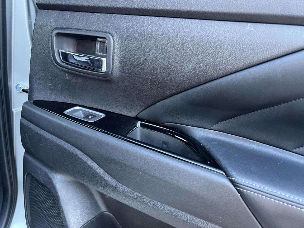 2019 MITSUBISHI OUTLANDER 2019 MITSUBISHI OUTLANDER