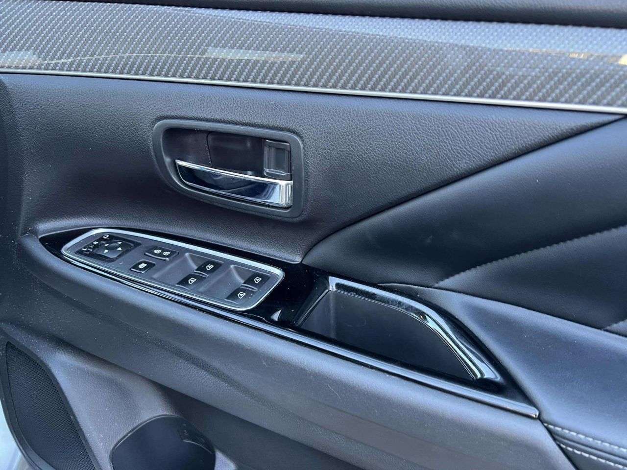 2019 MITSUBISHI OUTLANDER 2019 MITSUBISHI OUTLANDER