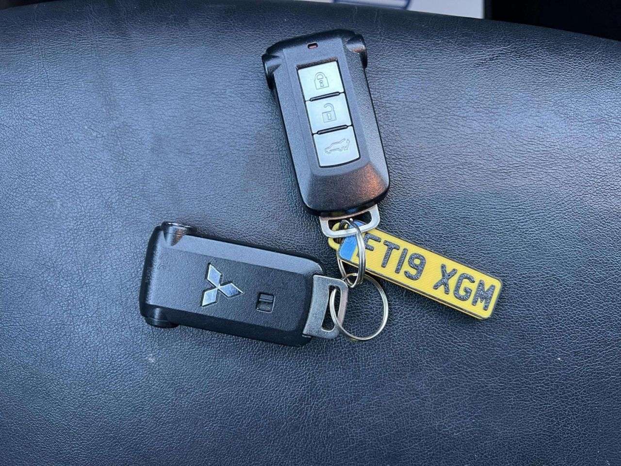 2019 MITSUBISHI OUTLANDER 2019 MITSUBISHI OUTLANDER