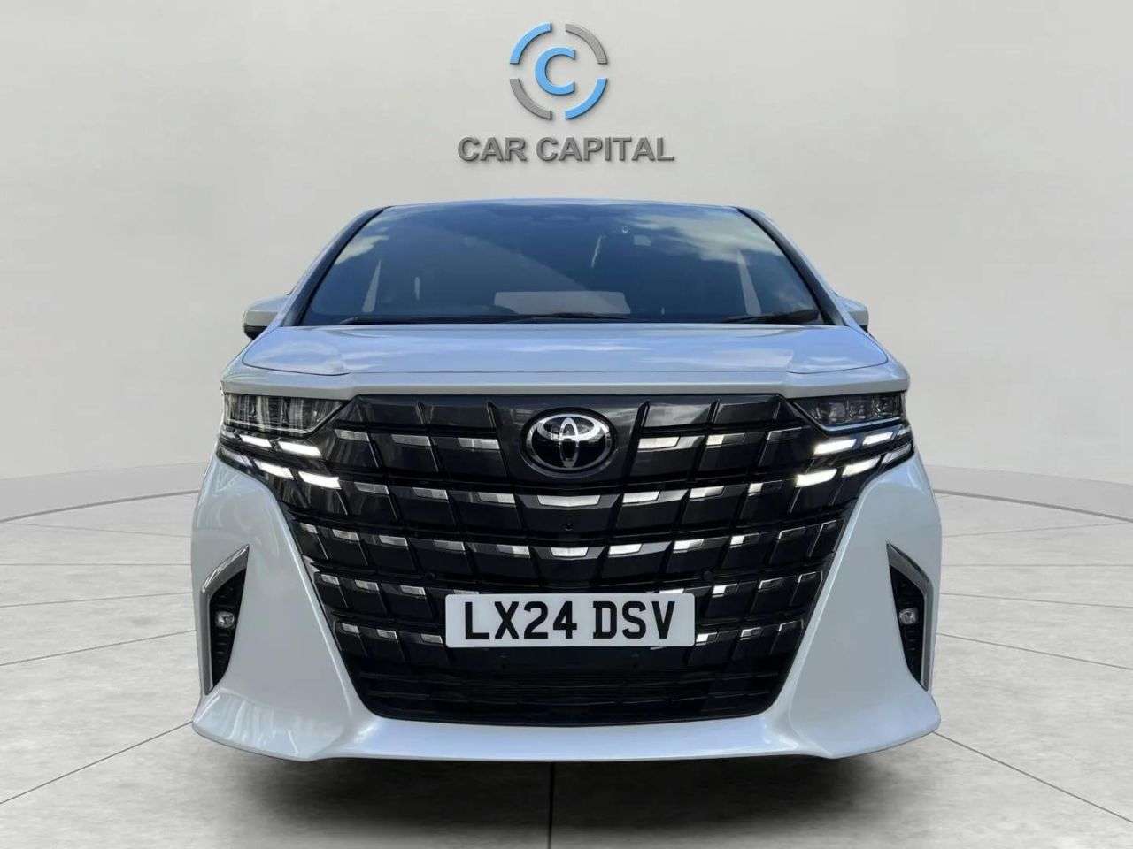 A 2024 TOYOTA ALPHARD 2.4 HYBRID VVTI AUTO 7 SEATS EXECUTIVE LOUNGE - PREMIUM TOP SPEC+LIKE NEW+3 A 2024 TOYOTA ALPHARD 2.4 HYBRID VVTI AUTO 7 SEATS EXECUTIVE LOUNGE - PREMIUM TOP SPEC+LIKE NEW+3