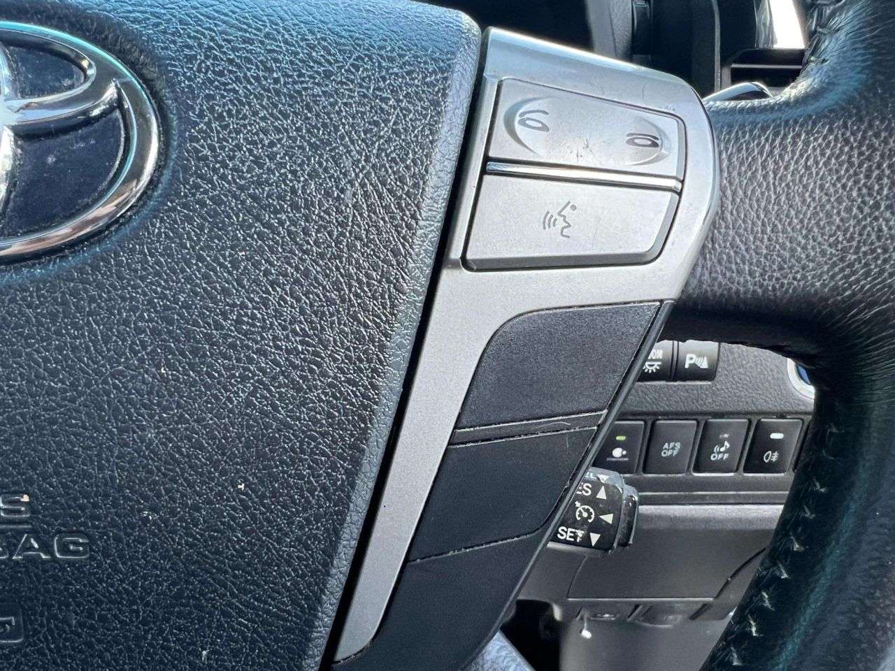 2012 TOYOTA ALPHARD 2012 TOYOTA ALPHARD