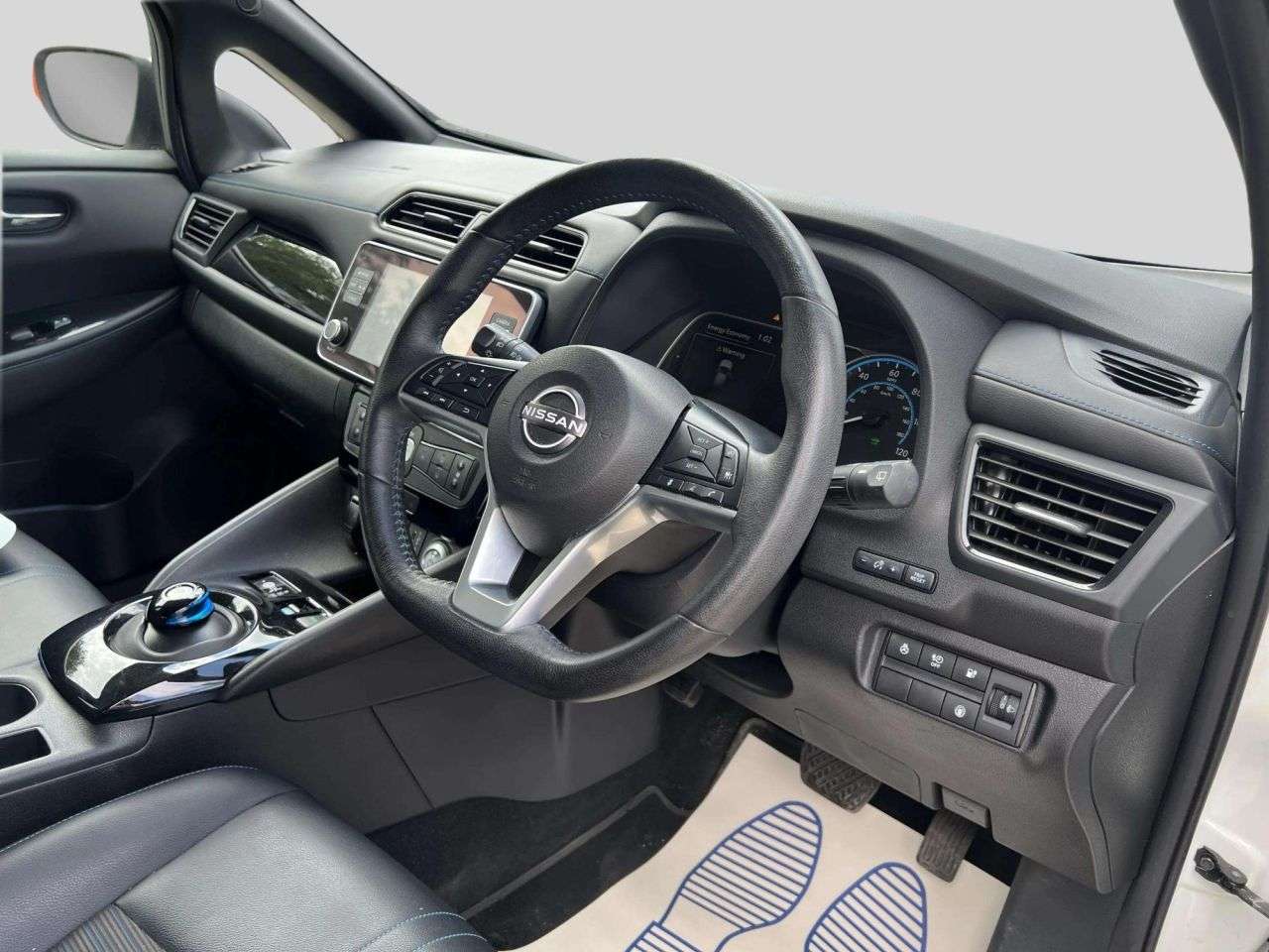 2022 NISSAN LEAF 2022 NISSAN LEAF