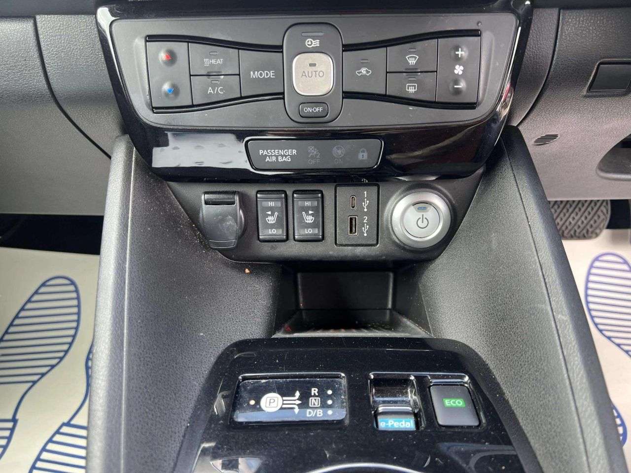 2022 NISSAN LEAF 2022 NISSAN LEAF