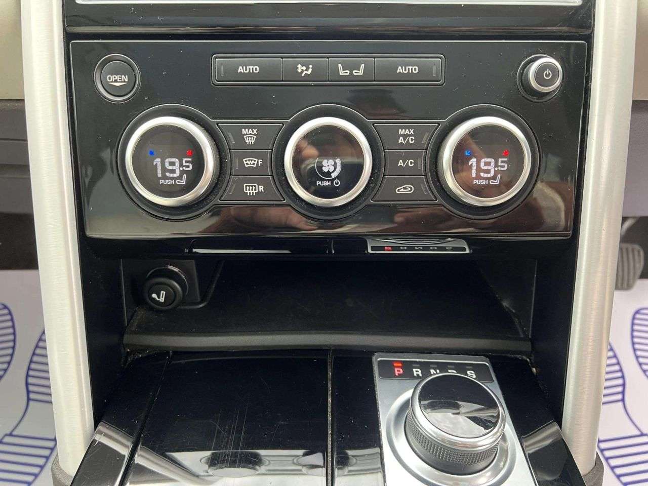2017 LAND ROVER DISCOVERY 2017 LAND ROVER DISCOVERY
