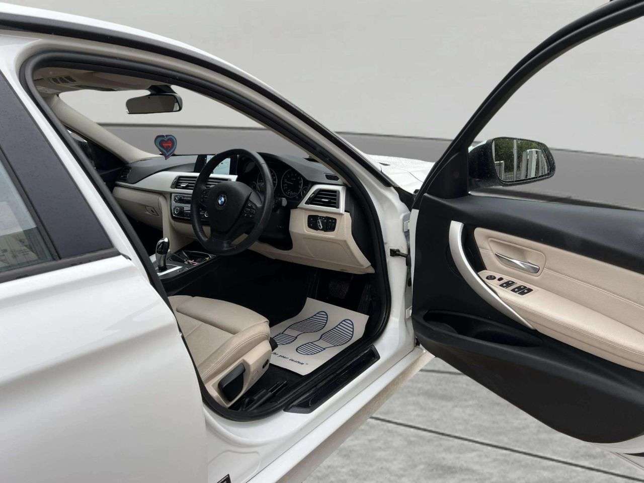2018 BMW 3 SERIES 2018 BMW 3 SERIES