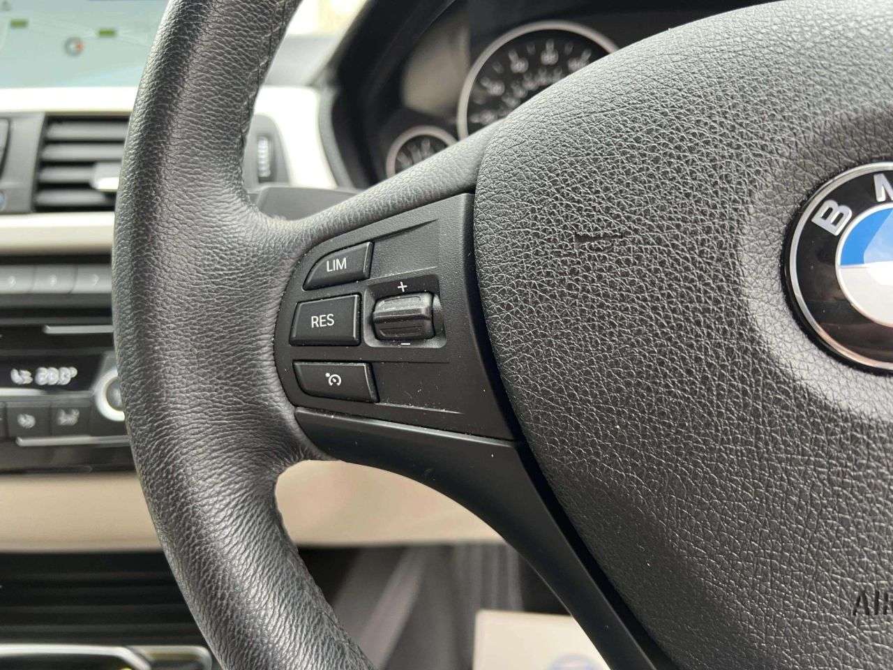 2018 BMW 3 SERIES 2018 BMW 3 SERIES