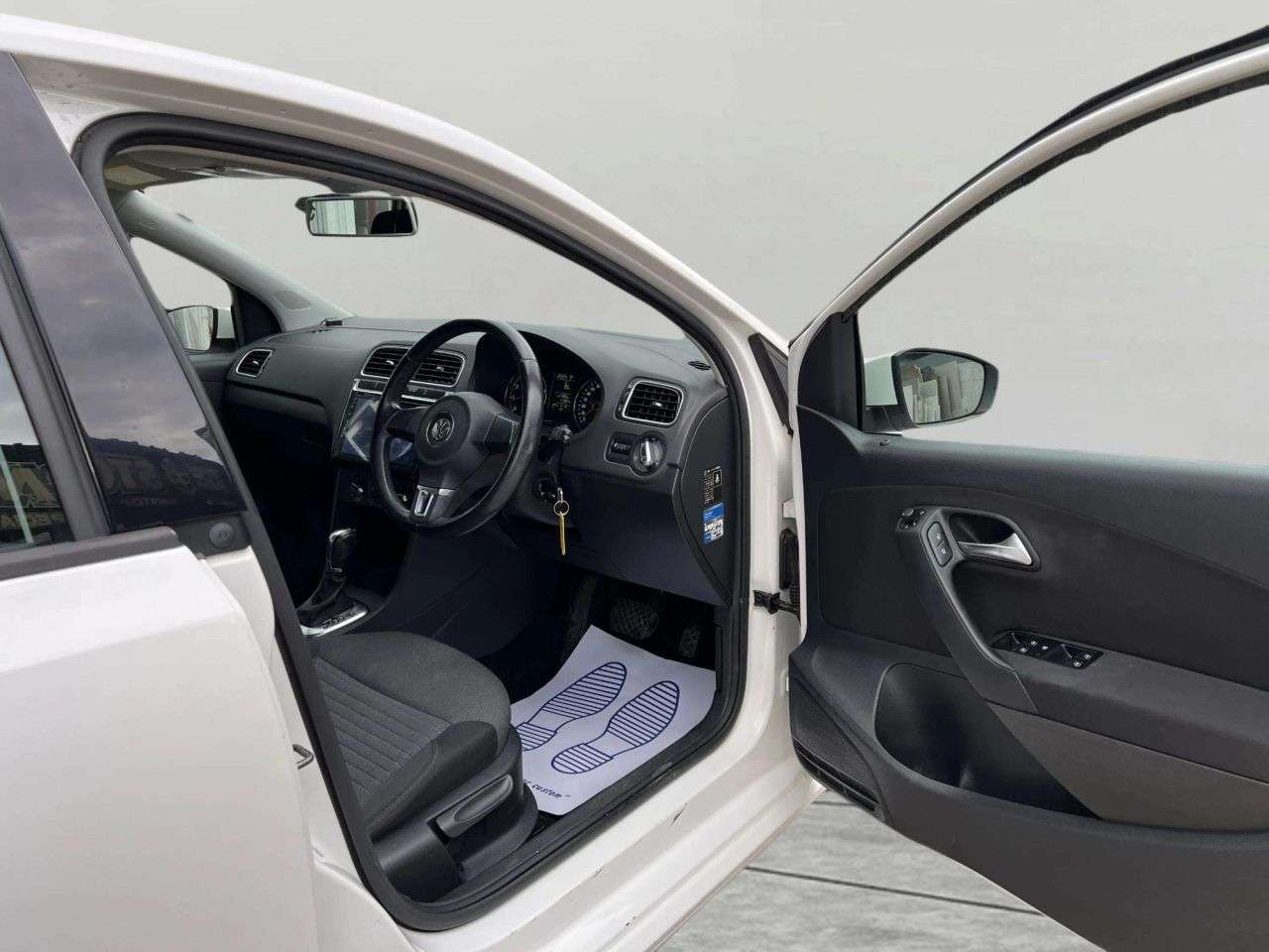 2013 VOLKSWAGEN POLO 2013 VOLKSWAGEN POLO