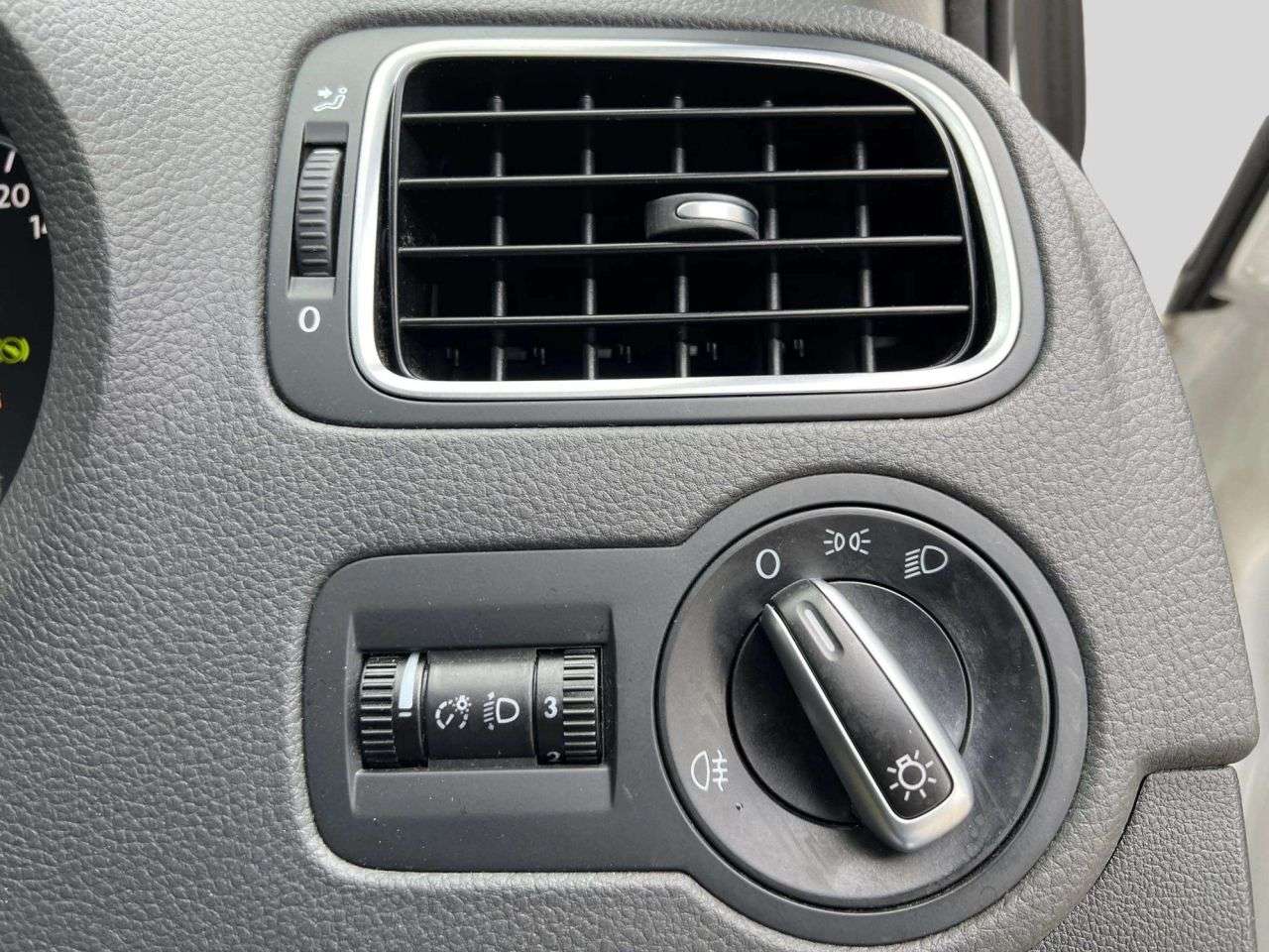 2013 VOLKSWAGEN POLO 2013 VOLKSWAGEN POLO