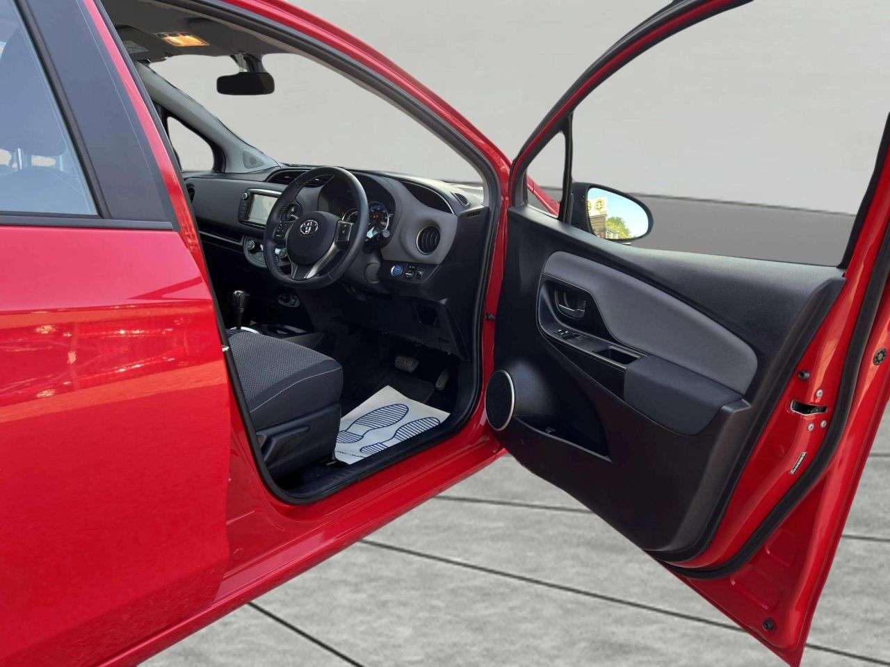 2015 TOYOTA YARIS 2015 TOYOTA YARIS