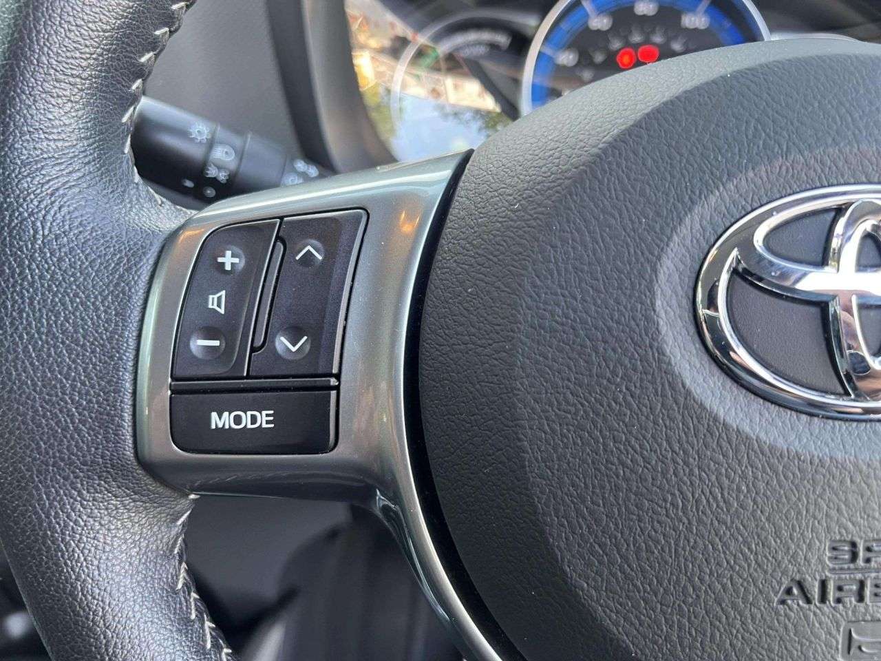2015 TOYOTA YARIS 2015 TOYOTA YARIS
