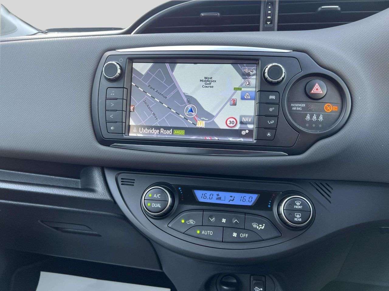 2015 TOYOTA YARIS 2015 TOYOTA YARIS