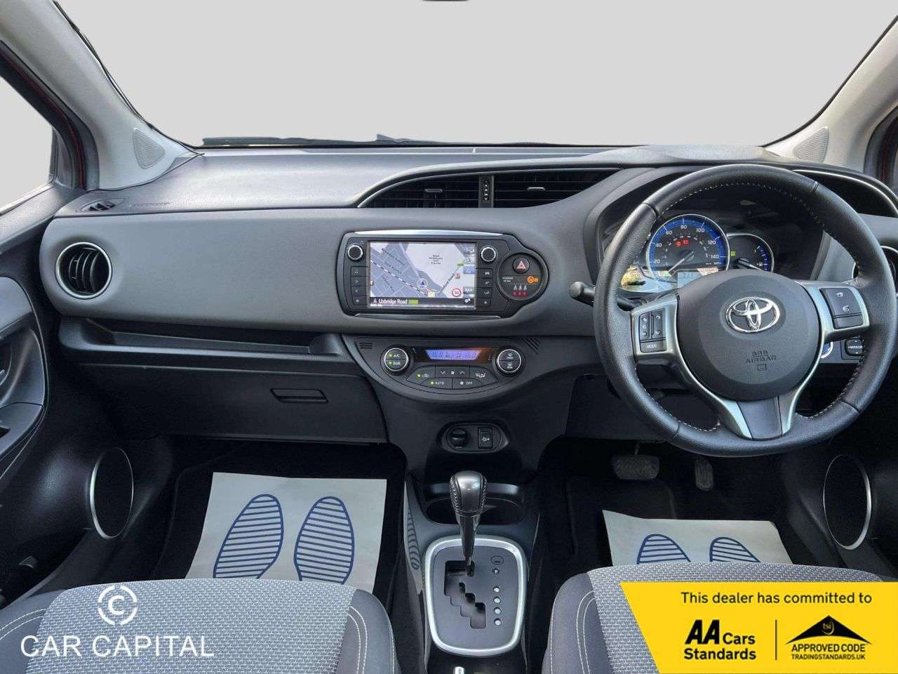 2015 TOYOTA YARIS 2015 TOYOTA YARIS