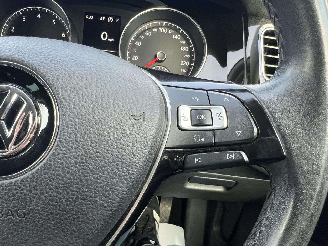 2016 VOLKSWAGEN GOLF 2016 VOLKSWAGEN GOLF