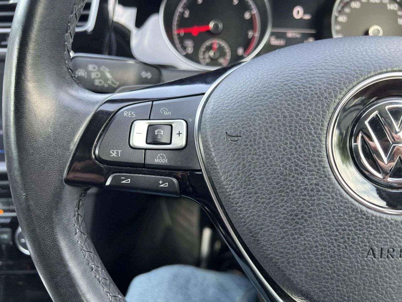 2016 VOLKSWAGEN GOLF 2016 VOLKSWAGEN GOLF
