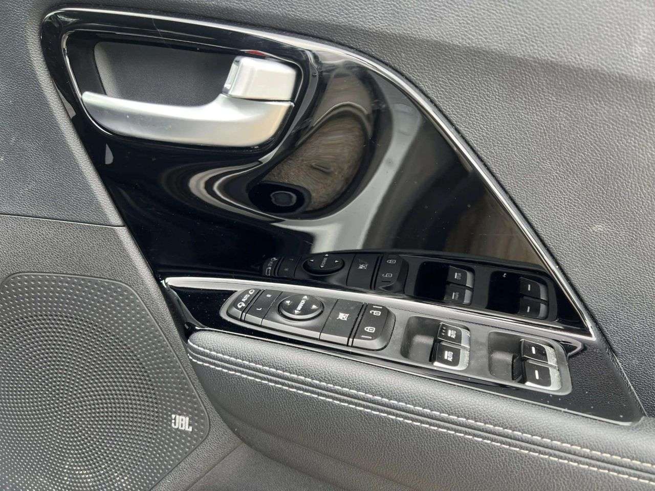 2020 KIA NIRO 2020 KIA NIRO