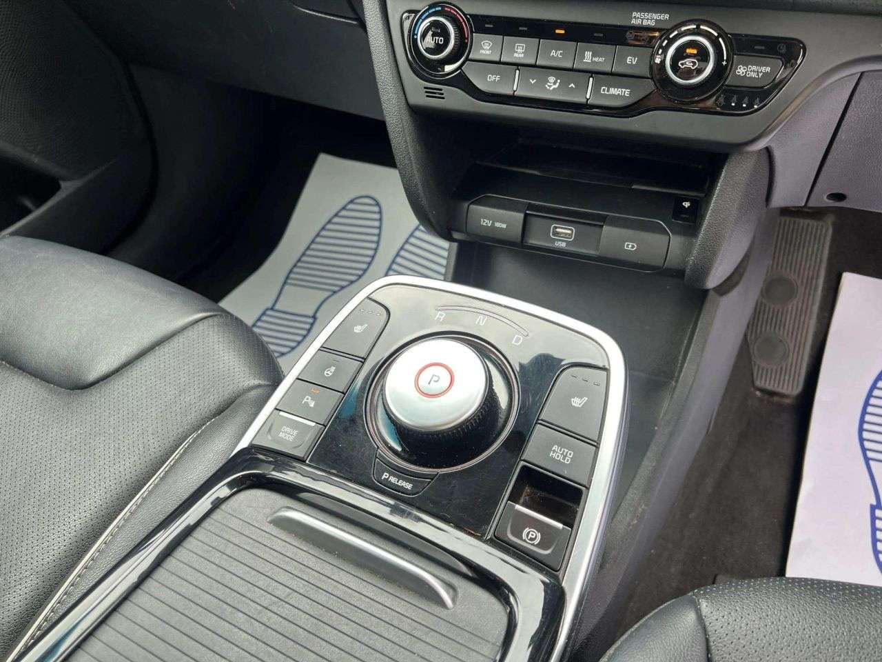 2020 KIA NIRO 2020 KIA NIRO