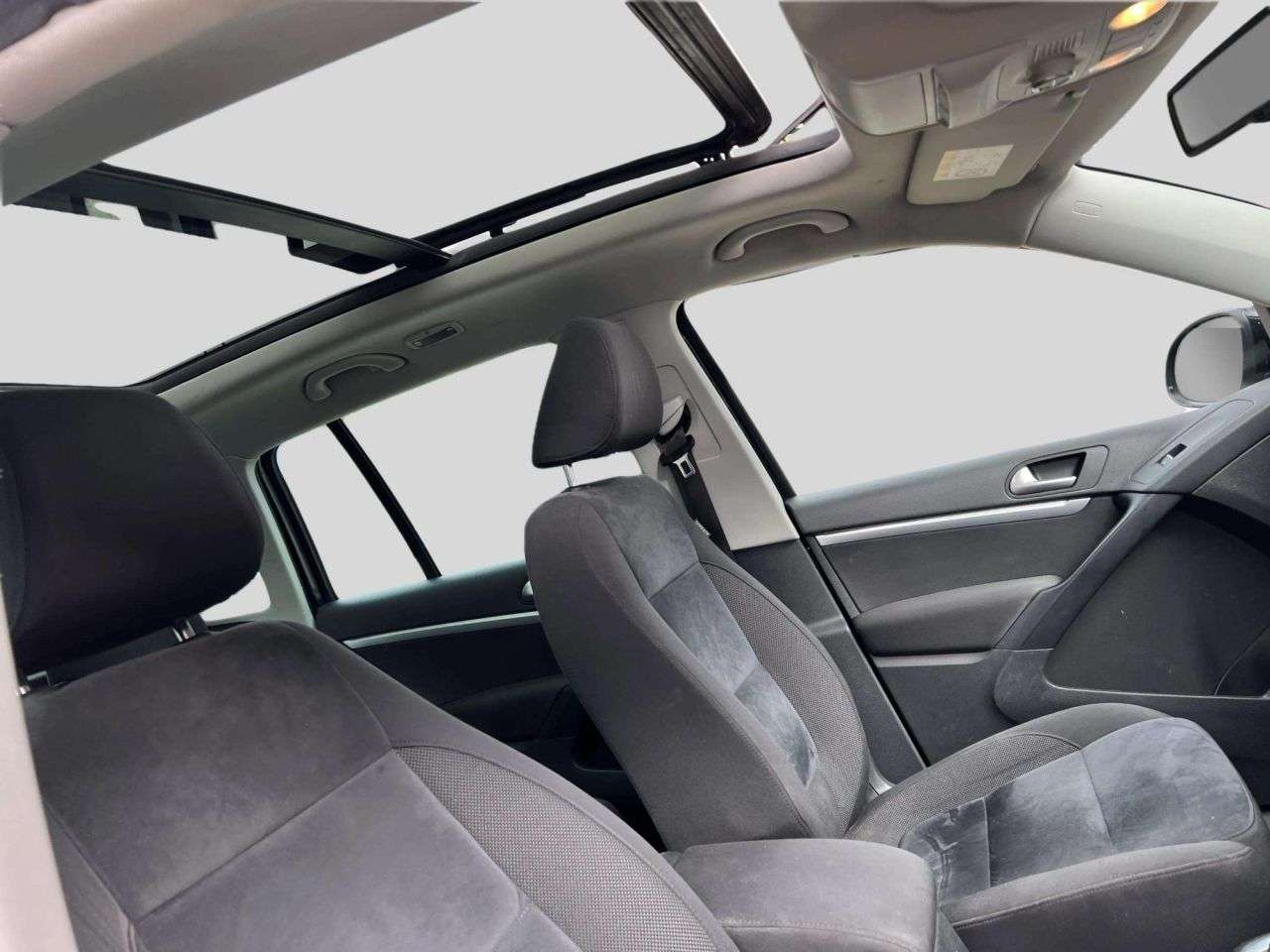 2016 VOLKSWAGEN TIGUAN 2016 VOLKSWAGEN TIGUAN