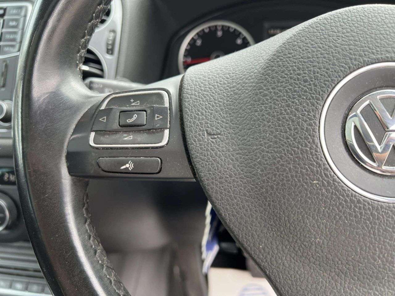 2016 VOLKSWAGEN TIGUAN 2016 VOLKSWAGEN TIGUAN