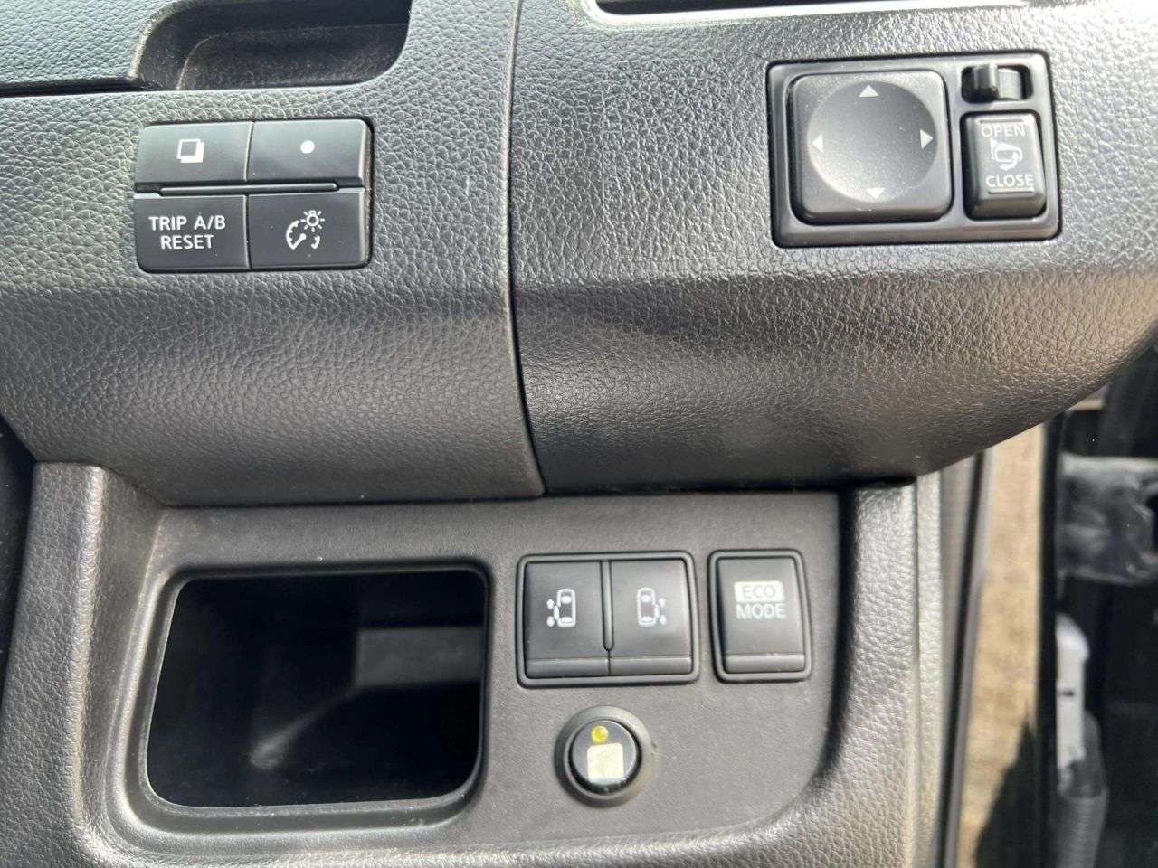 2013 NISSAN SERENA 2013 NISSAN SERENA