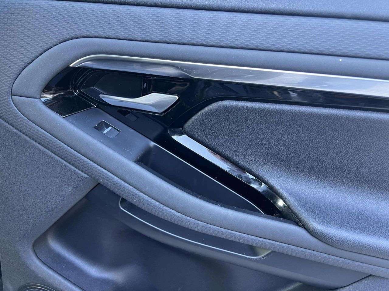 2020 LAND ROVER RANGE ROVER EVOQUE 2020 LAND ROVER RANGE ROVER EVOQUE