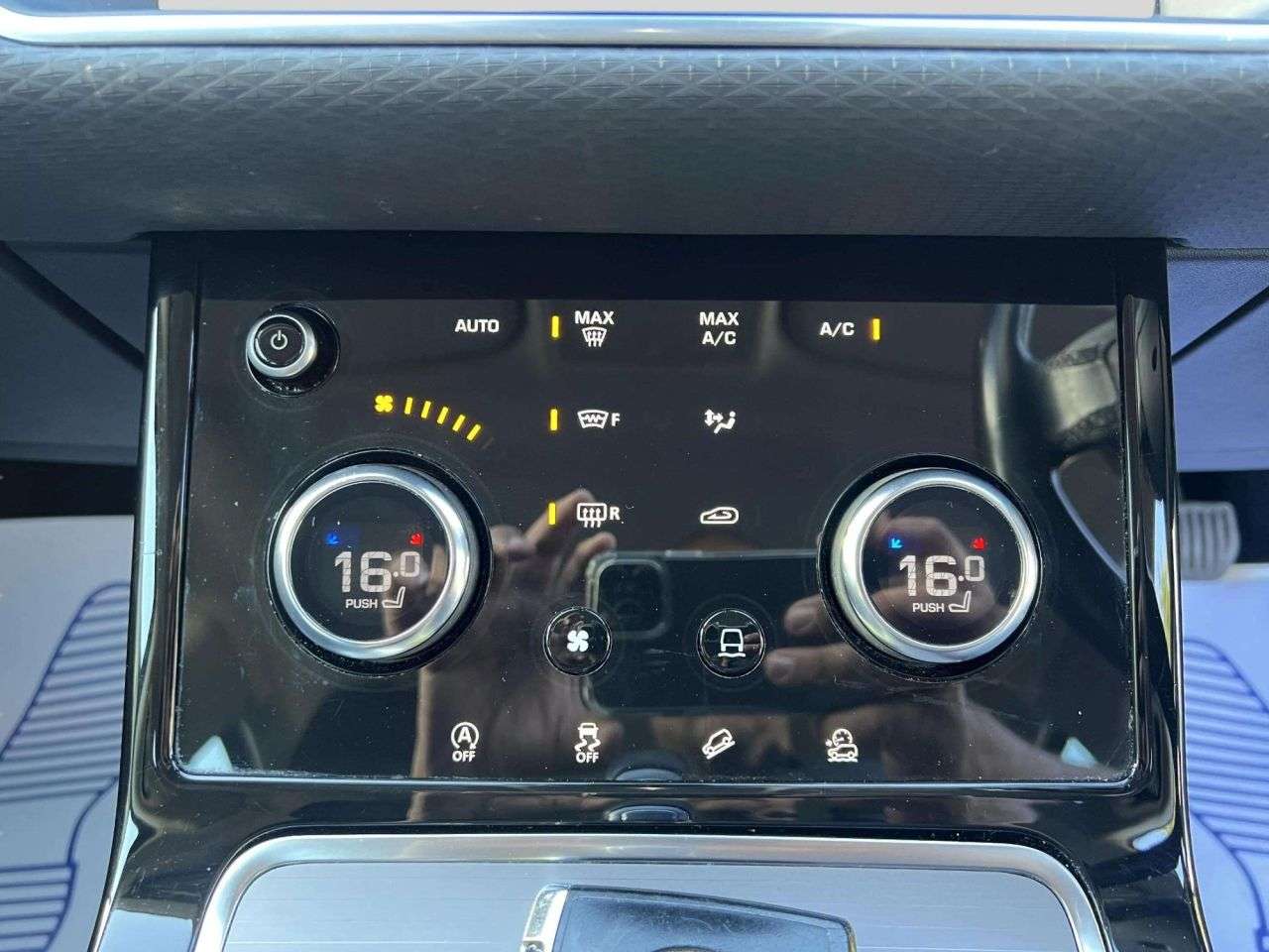 2020 LAND ROVER RANGE ROVER EVOQUE 2020 LAND ROVER RANGE ROVER EVOQUE