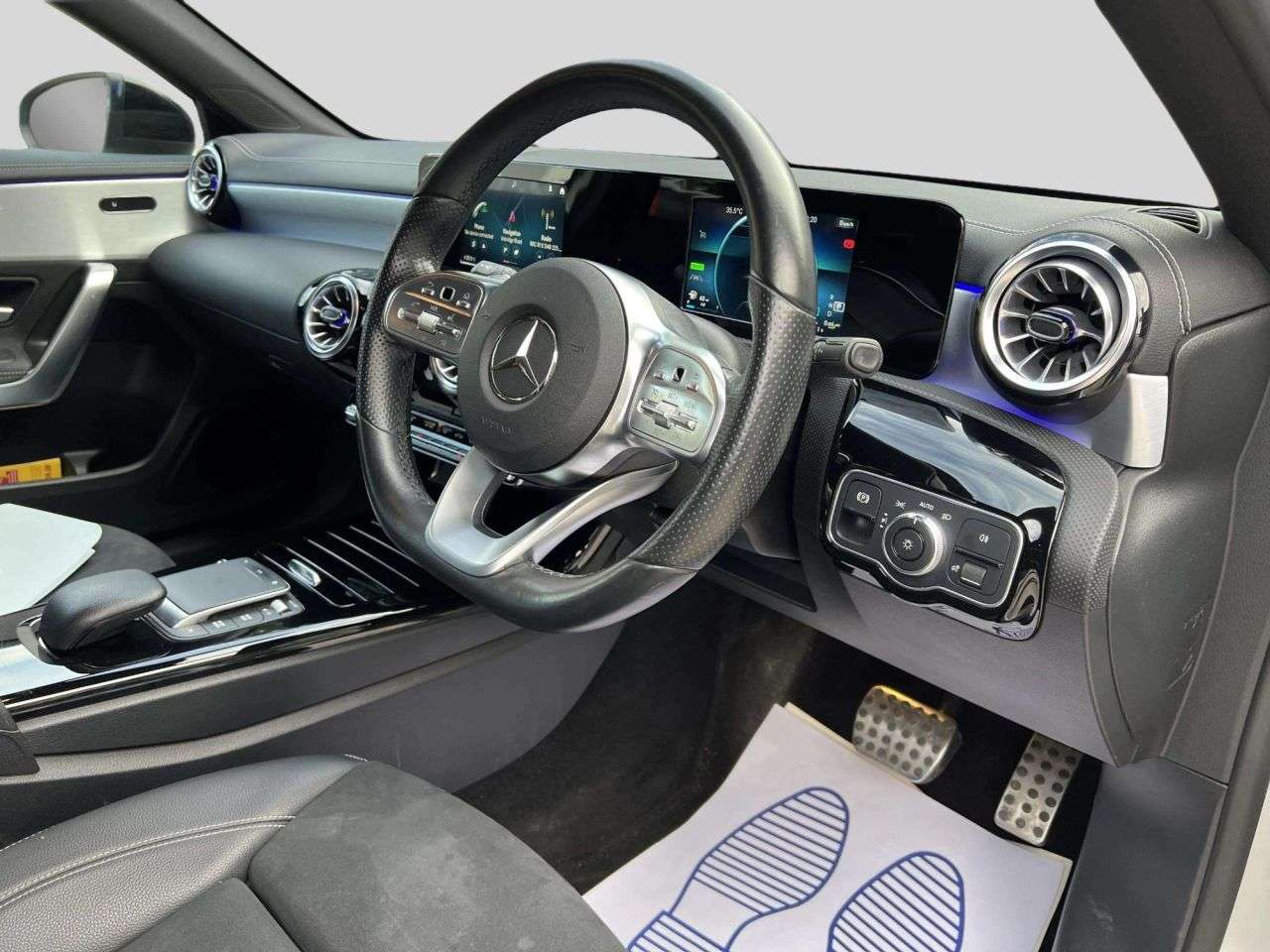 2022 MERCEDES-BENZ A CLASS 2022 MERCEDES-BENZ A CLASS