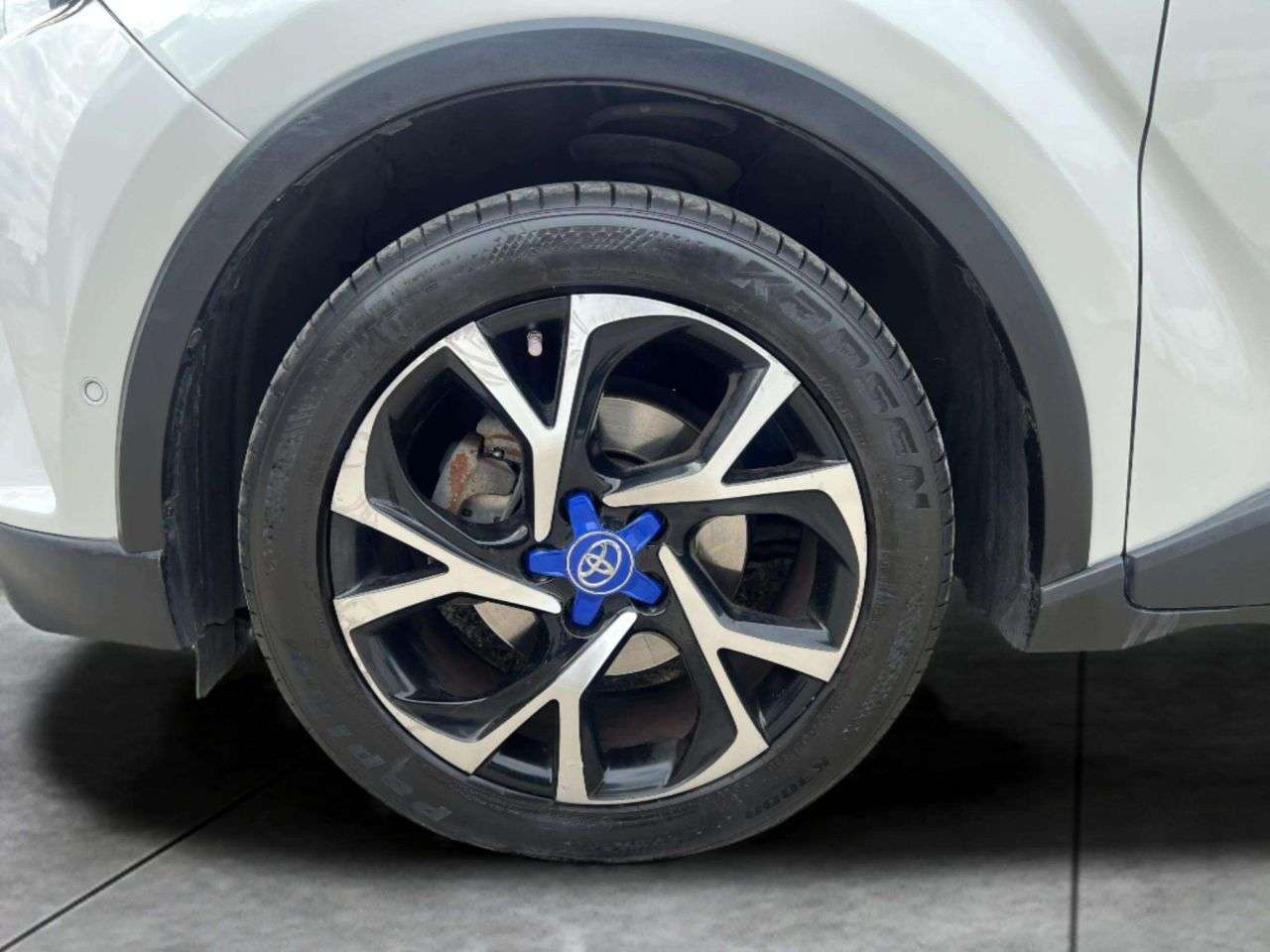 2017 TOYOTA C-HR 2017 TOYOTA C-HR