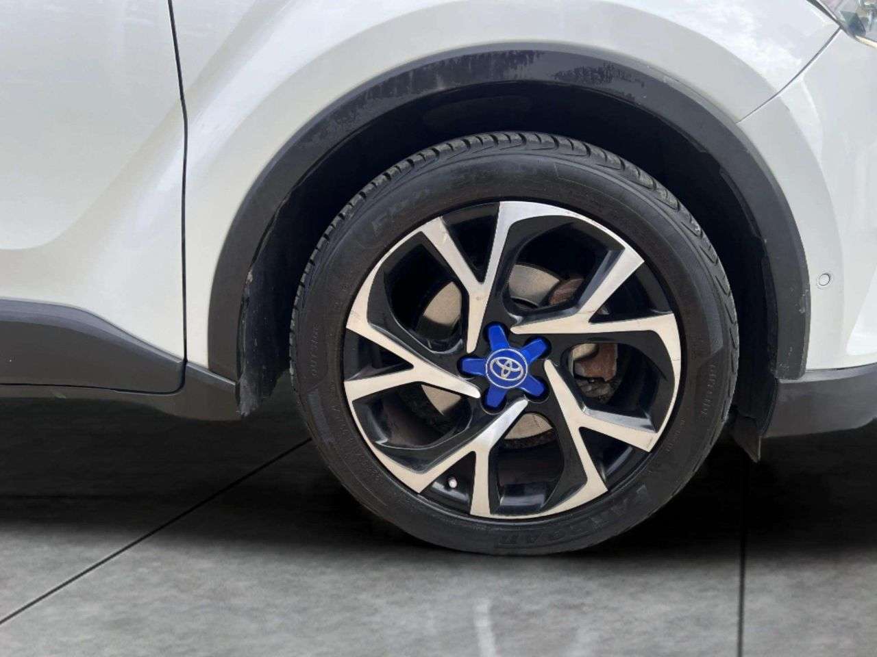 2017 TOYOTA C-HR 2017 TOYOTA C-HR