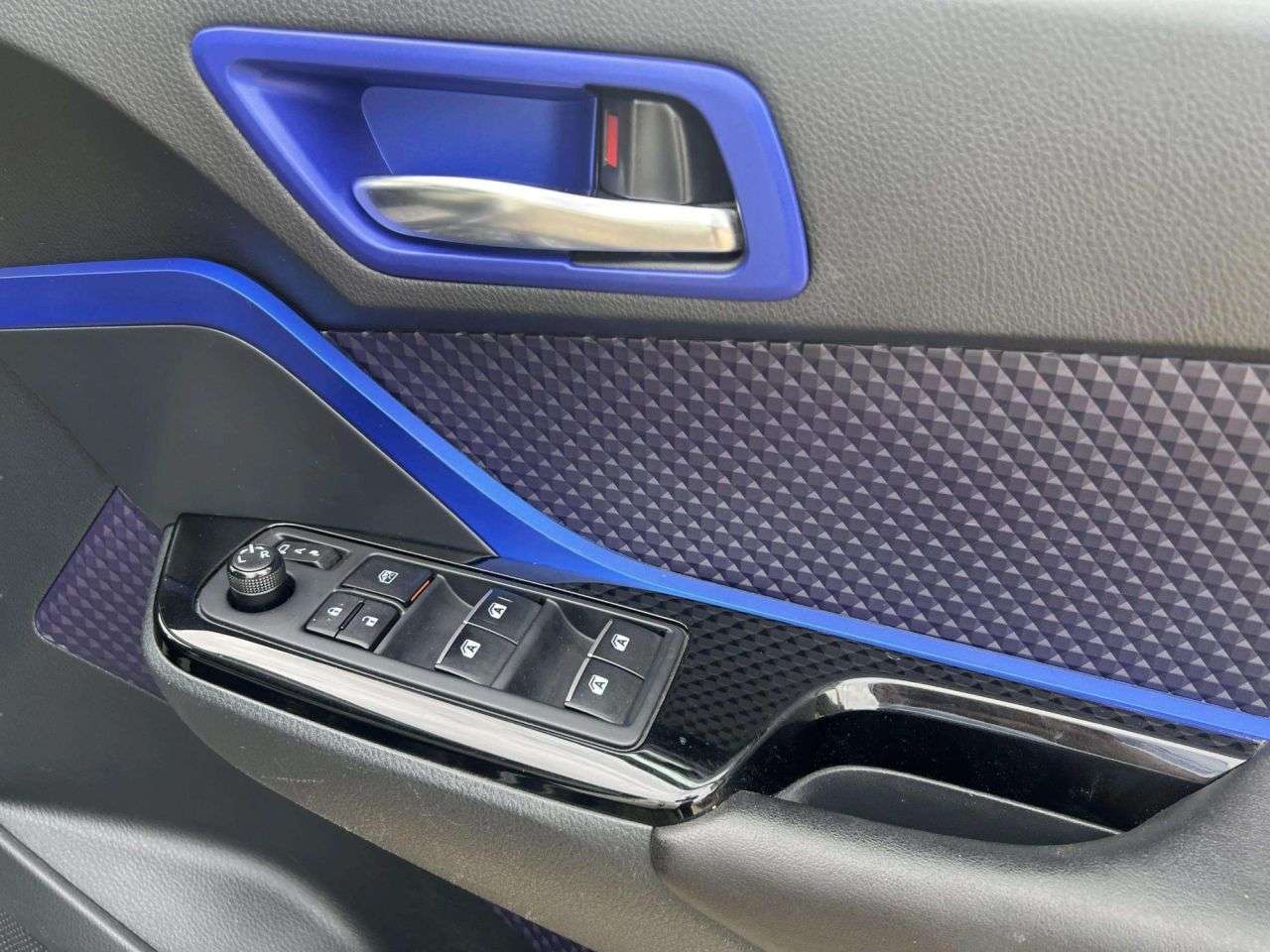 2017 TOYOTA C-HR 2017 TOYOTA C-HR