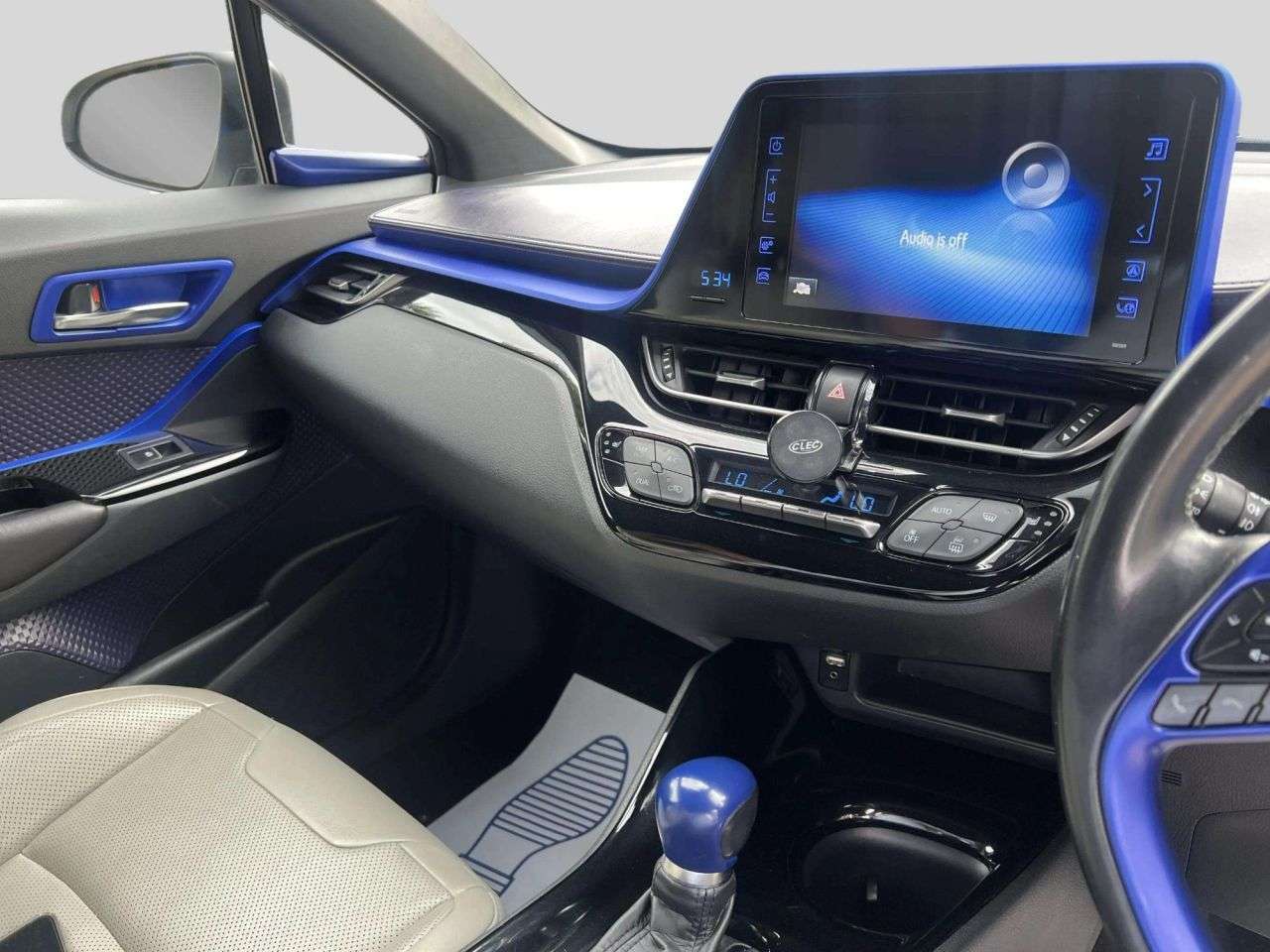 2017 TOYOTA C-HR 2017 TOYOTA C-HR