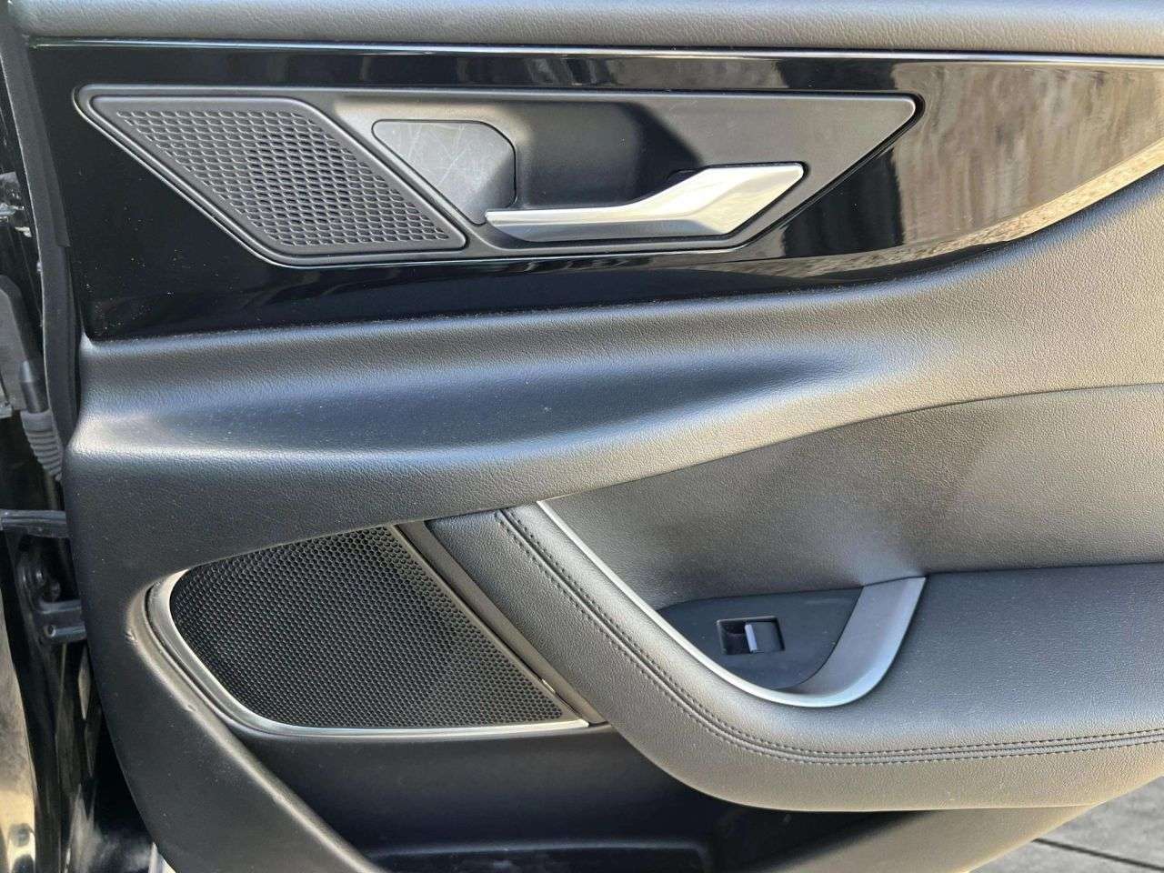 2020 JAGUAR XE 2020 JAGUAR XE