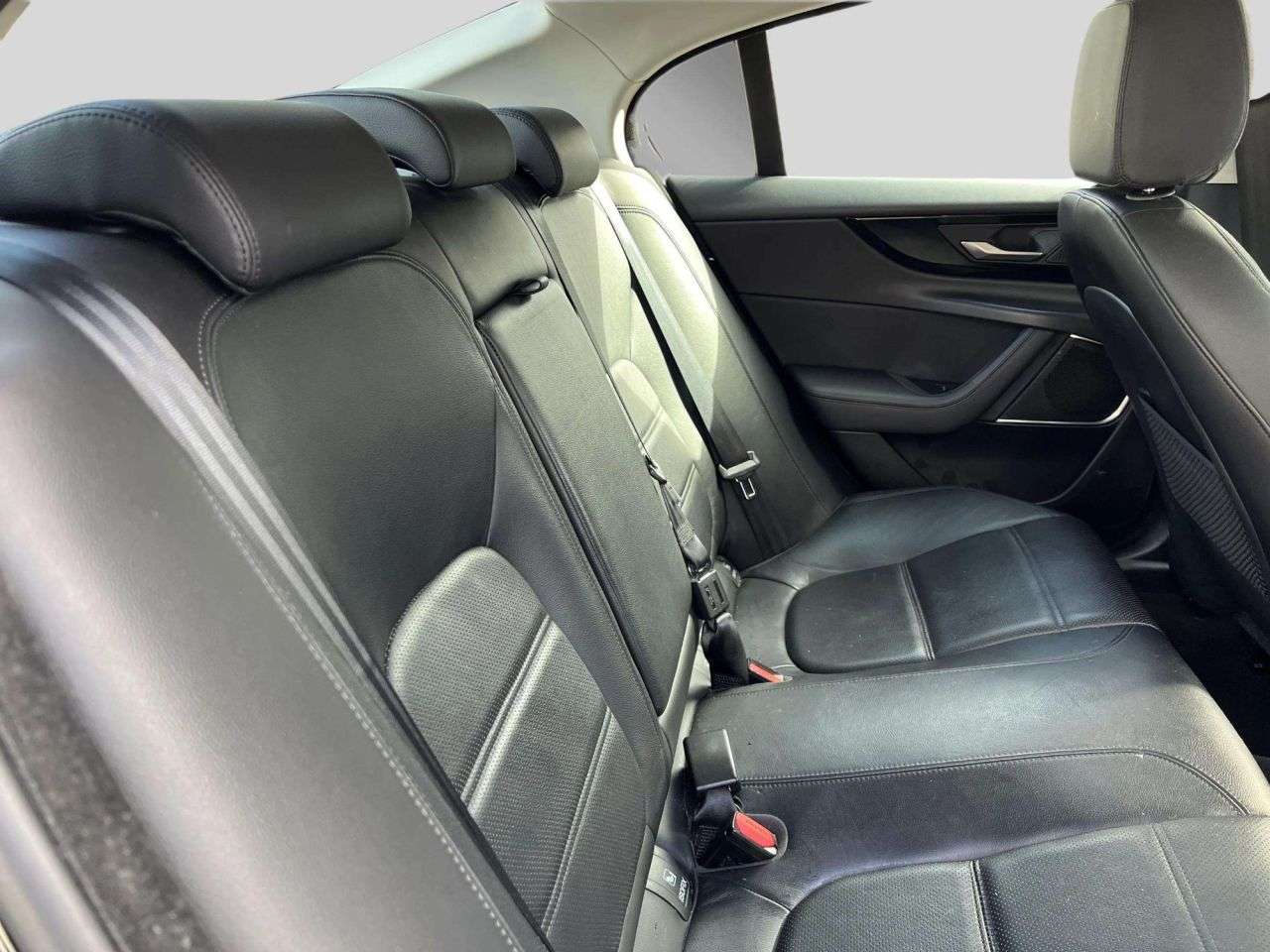 2020 JAGUAR XE 2020 JAGUAR XE