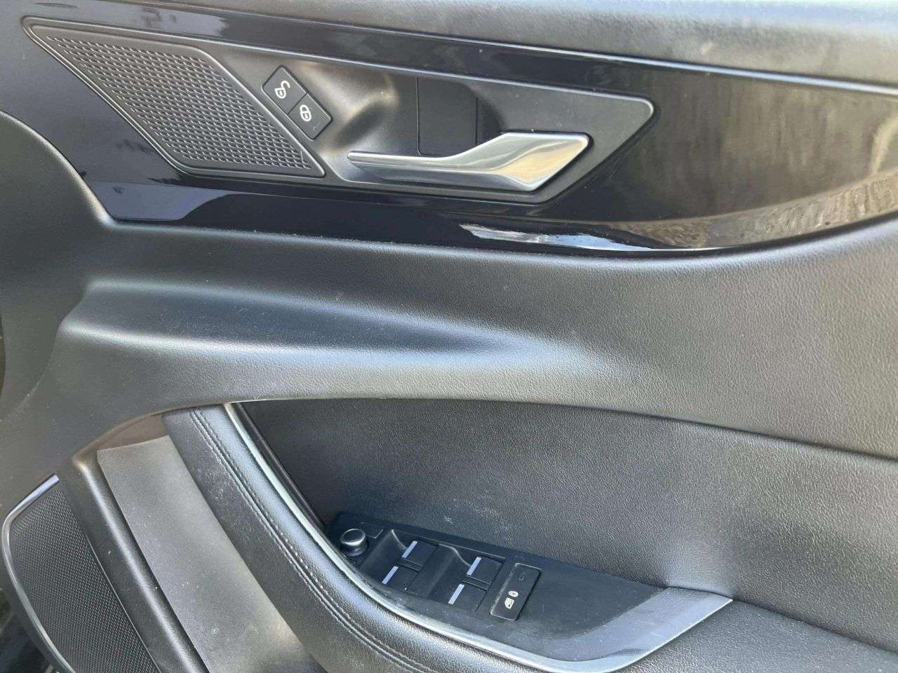 2020 JAGUAR XE 2020 JAGUAR XE