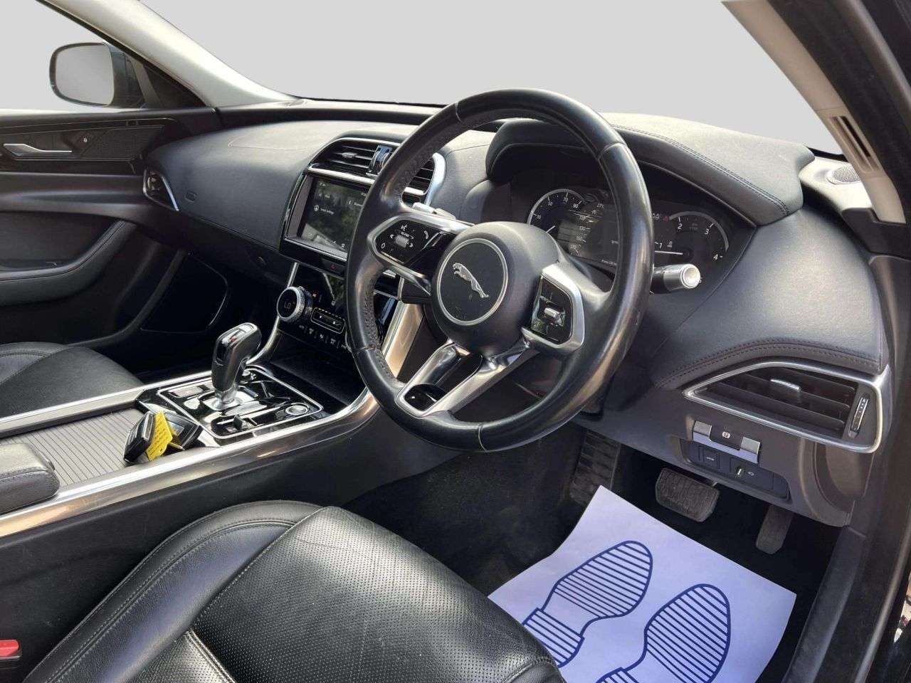 2020 JAGUAR XE 2020 JAGUAR XE