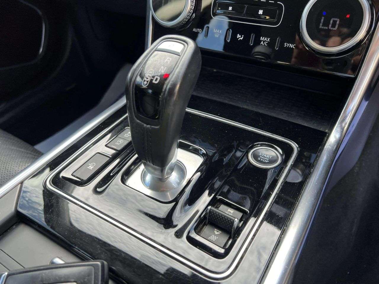 2020 JAGUAR XE 2020 JAGUAR XE