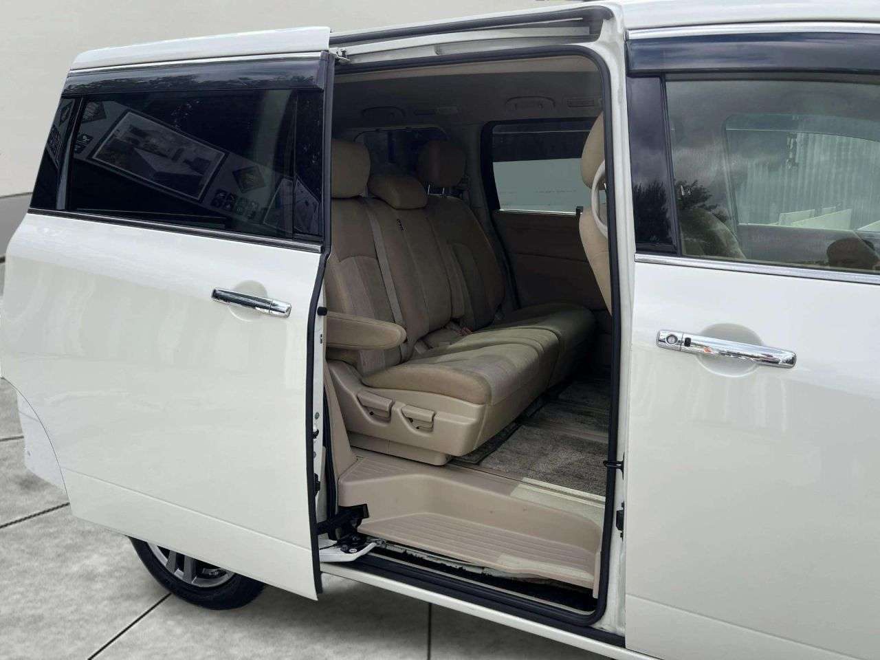 2015 NISSAN ELGRAND 2015 NISSAN ELGRAND